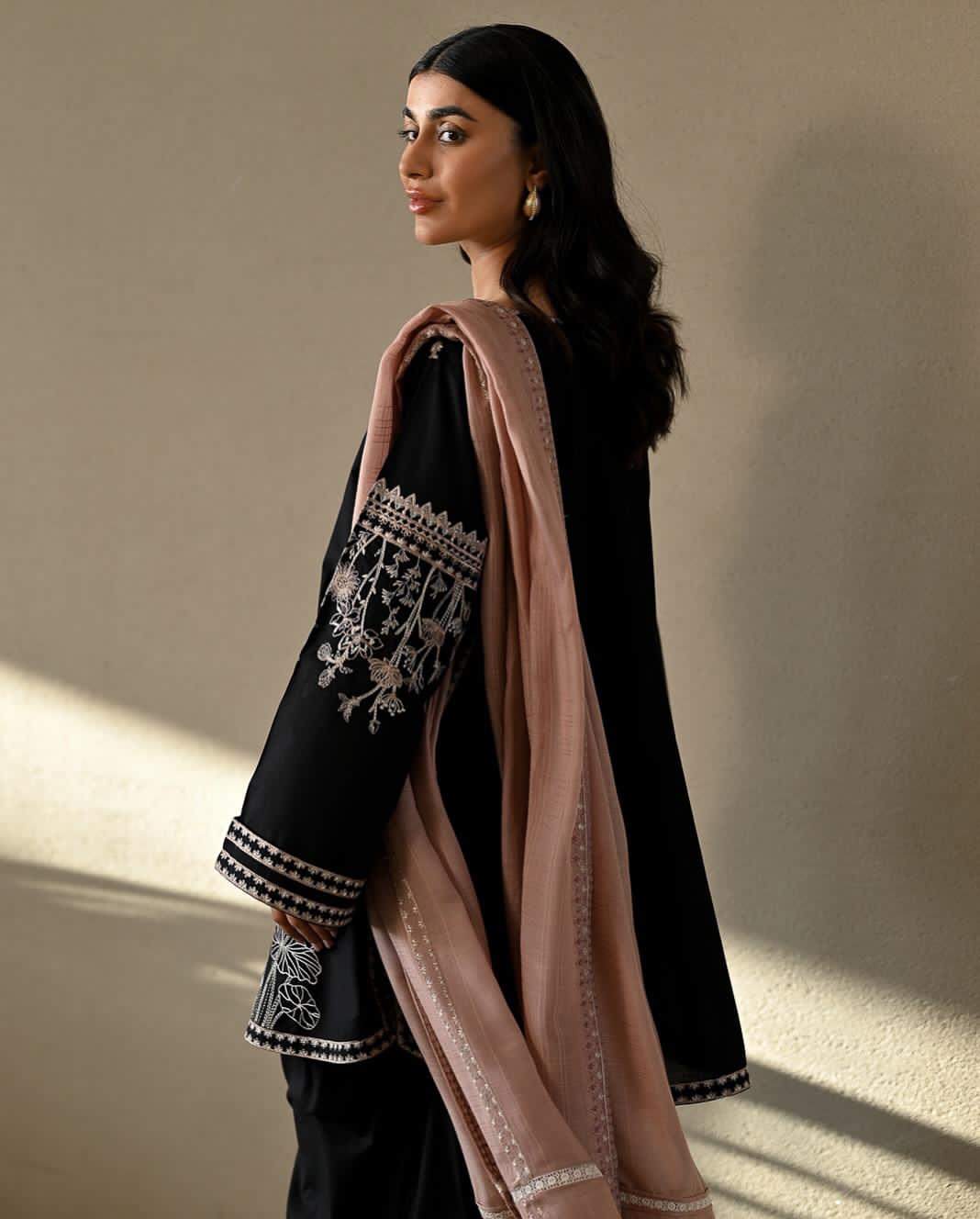 ZAIB LUXURY  CO-ORD SET WITH FARSHI