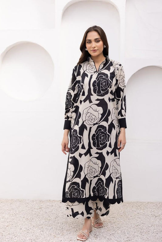 NOVINA LAWN CORD SET